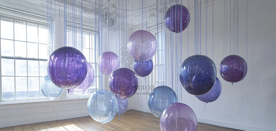Как украсить зал шарами: идеи для любого торжества